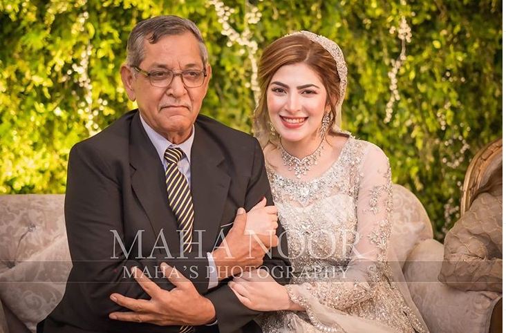 Naimal Khawar Khan with her Father