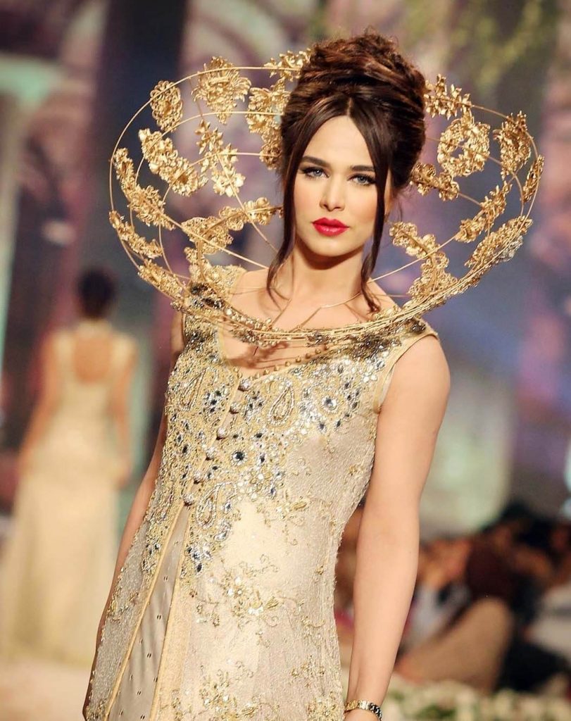 Pakistani models tall Pakistani woman