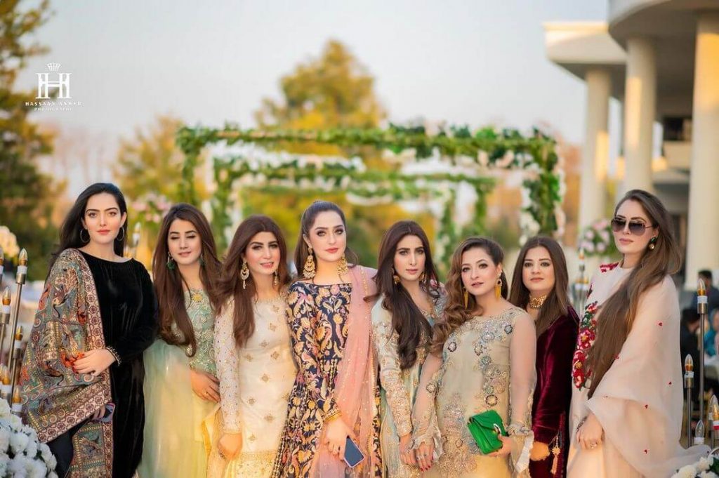 Pakistani Celebrities on Aima Baig sister Wedding